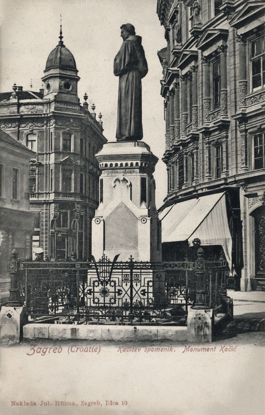 Spomenik fra Andriji Kačiću Miošiću, Mesnička ulica, djelo kipara Ivana Rendića, postavljen 1891. godine, razglednica oko 1905. godine